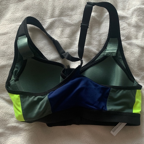 Victoria Sport Knockout front close sports bra size 34B - Picture 3 of 5